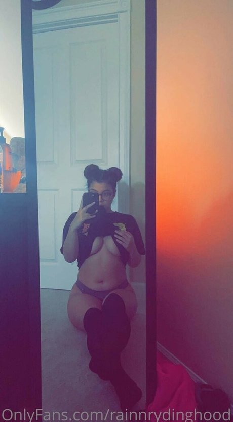 Rainnrydinghood photo 21