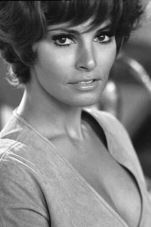 Raquel Welch photo 73