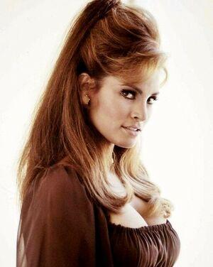 Raquel Welch photo 111