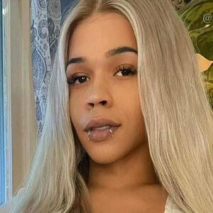 Profile photo of ravenbabefree
