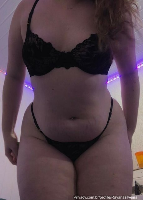 Rayana Silveira photo 22