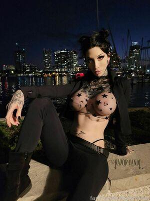 Razor Candi photo 3