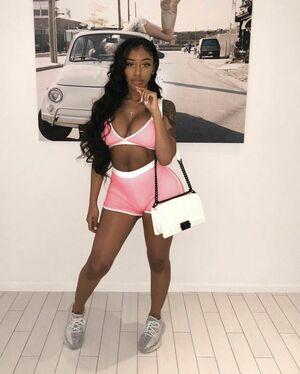 Realamarie photo 34