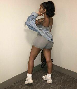 Realamarie photo 40