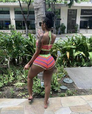 Realamarie photo 47