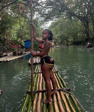 Realamarie photo 85