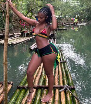 Realamarie photo 93