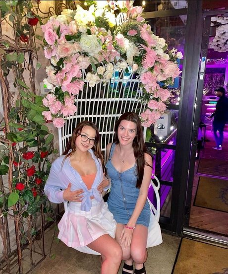 Realhoneyhayes photo 18