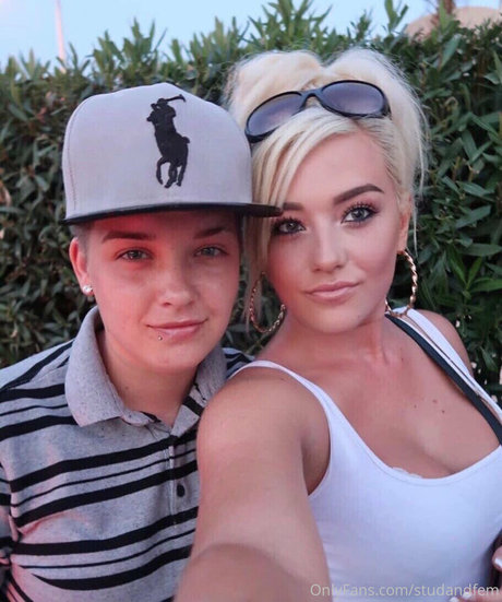 Reallesbiansx photo 41