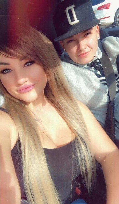 Reallesbiansx photo 43