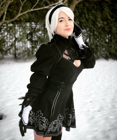 Rebecca Ford photo 164