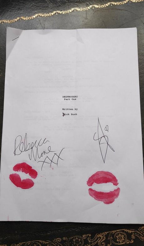 Rebeccamorefree photo 23