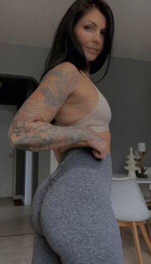 Recognise This Girl photo 1
