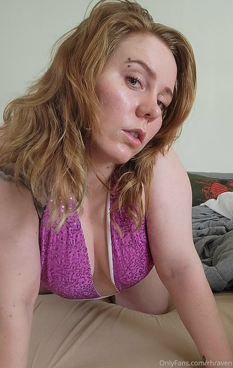 Redhead_raven photo 33