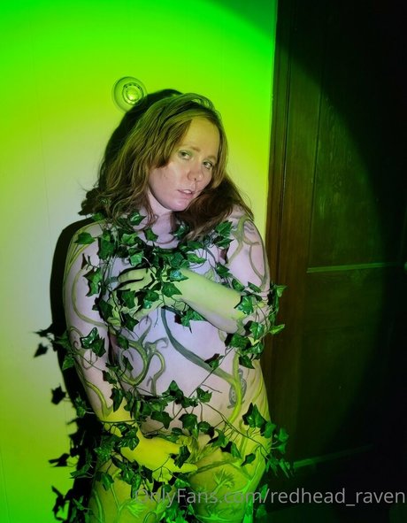 Redhead_raven photo 38