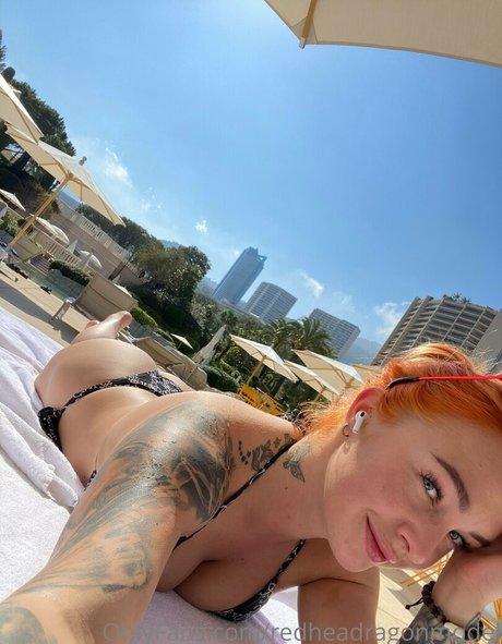 Redheadragonmodel photo 29