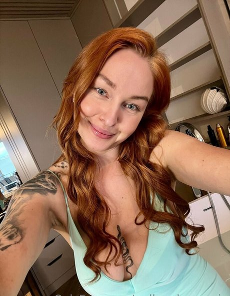 Redheadragonvip photo 123