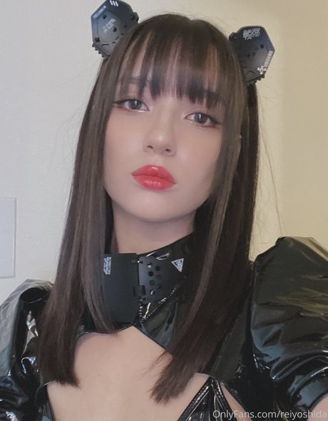 Rei Yoshida photo 112
