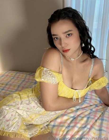 Rei Yoshida photo 135
