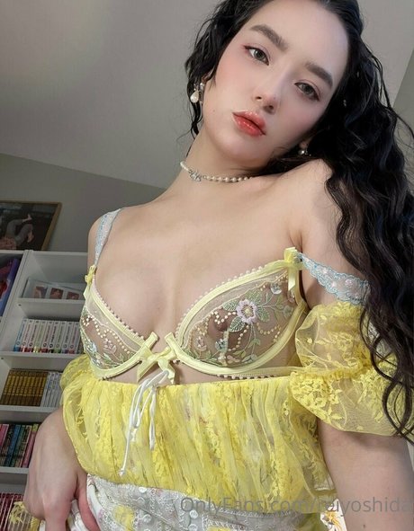 Rei Yoshida photo 149