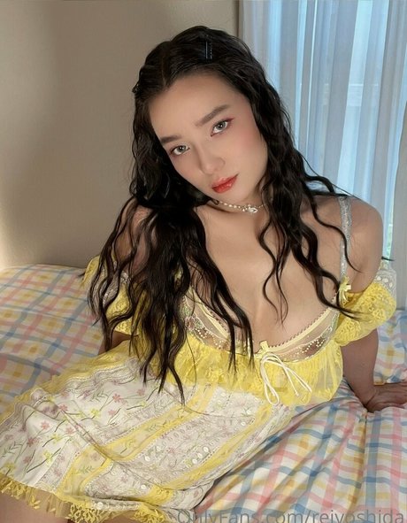 Rei Yoshida photo 157