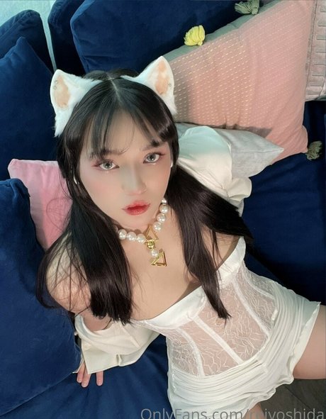 Rei Yoshida photo 175