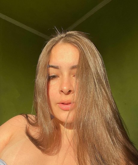 Rere Schneider photo 18