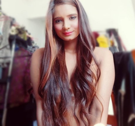 Resha Antony photo 39