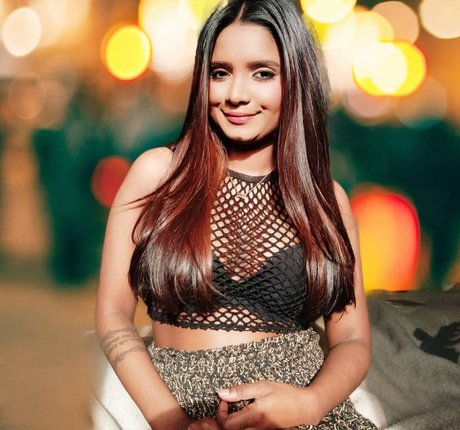 Resha Antony photo 73
