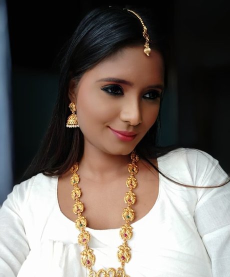 Resha Antony photo 109