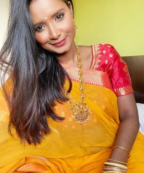 Resha Antony photo 112