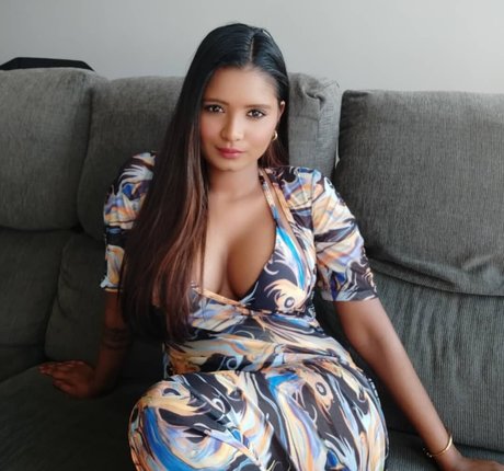 Resha Antony photo 308