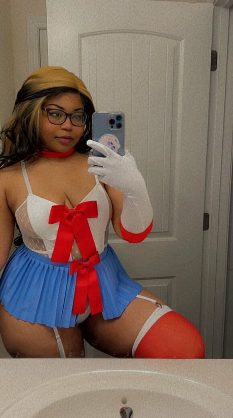 Ria Parker photo 12