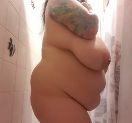 Ribbonsandbruises photo 15