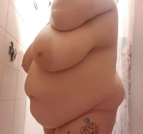 Ribbonsandbruises photo 17