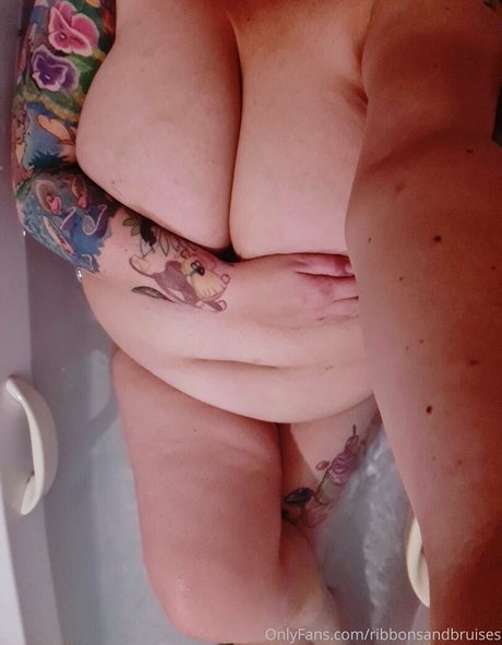 Ribbonsandbruises photo 37