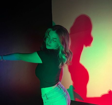 Riley F photo 1