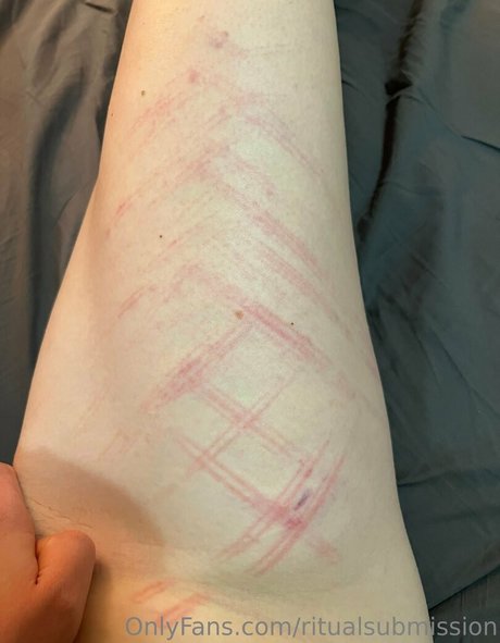 Ritualsubmission photo 6