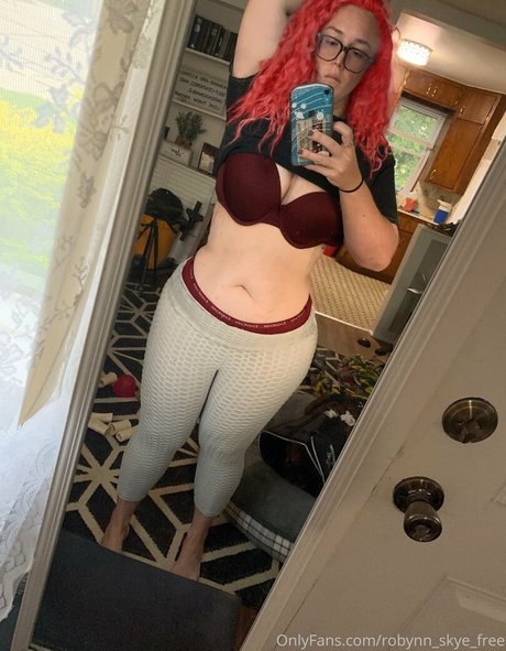 Robynn_skye_free photo 31