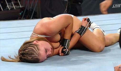 Ronda Rousey photo 26