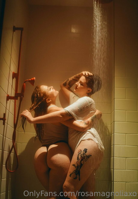 Rosamagnoliaxo photo 471