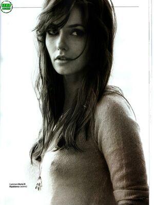 Rosanne Mulholland photo 7