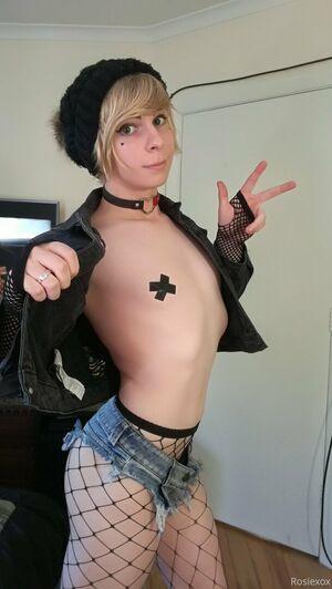 rosiexox2 photo 11