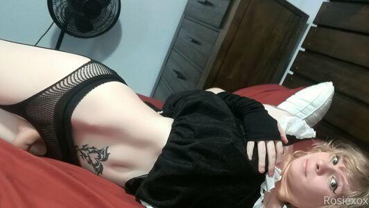 rosiexox2 photo 231