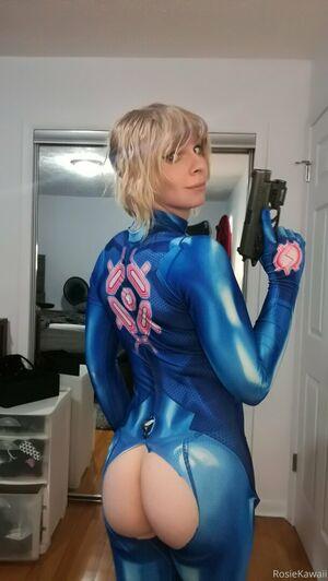 rosiexox2 photo 381