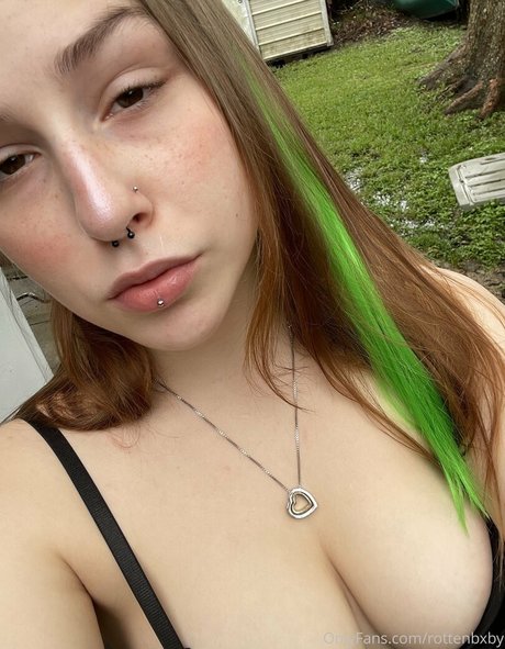Rottenbxby photo 70