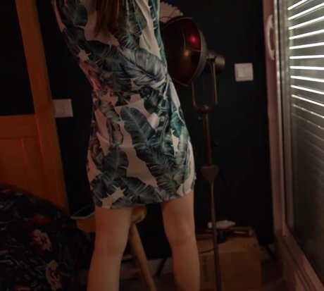 Roxane ASMR photo 19
