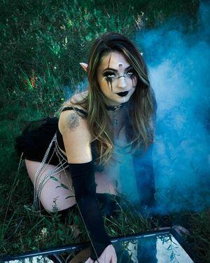 Roxane ASMR photo 44