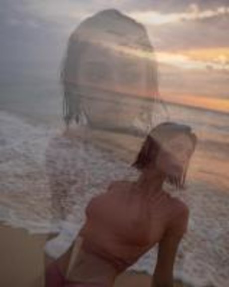 Roxane Eylaud photo 2