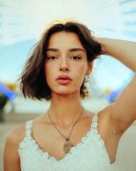 Roxane Eylaud photo 28